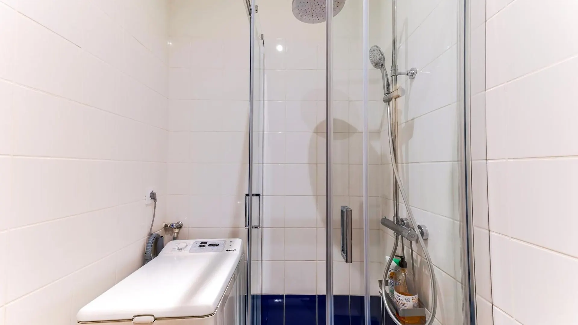 Studio Shell 26M2, 120M Vieux-Port, Clim, Wifi, Acces Autonome Avec Code Marseille Apartment